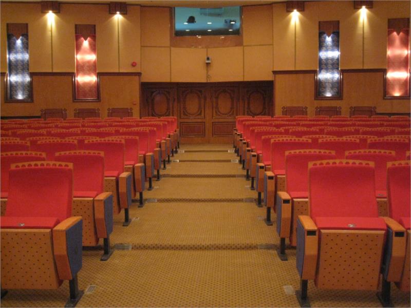 ترميم مسرح إدارة التربية والتعليم بمنطقة تبوك