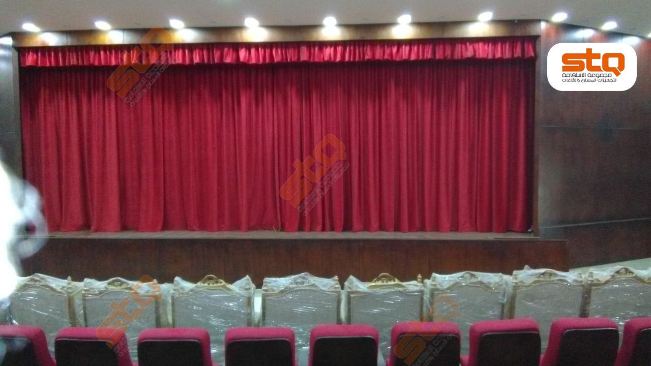 تجهيز وتأثيث مسرح النادي الأدبي بأبها