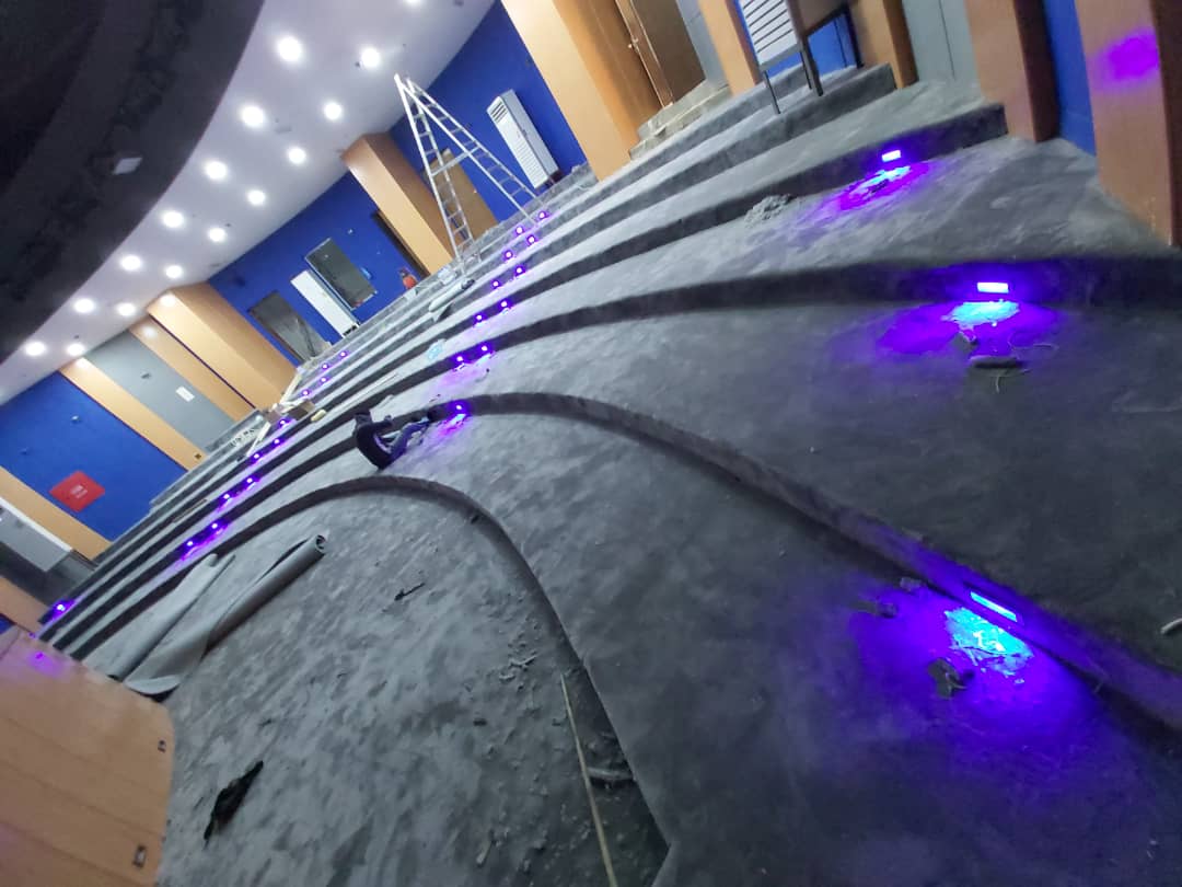 تجهيز و تأثيث مسرح المركز الحضاري بالعارضة – جازان