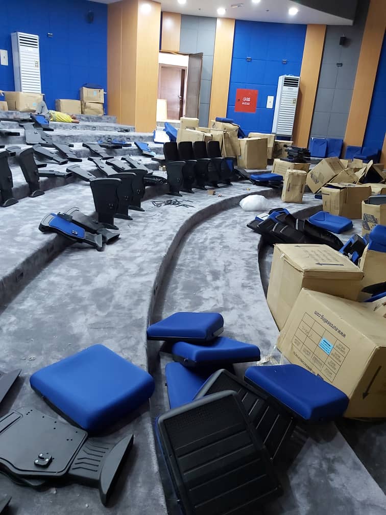 تجهيز و تأثيث مسرح المركز الحضاري بالعارضة – جازان