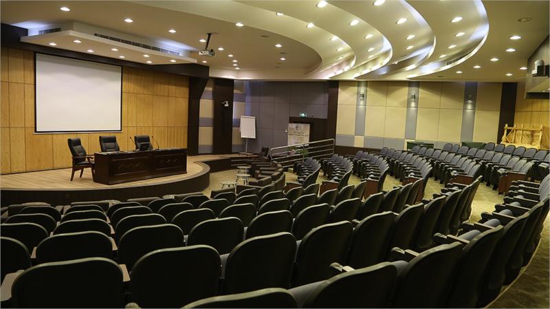 مسرح الغرفة التجارية - محافظة عنيزة