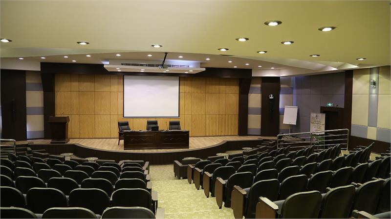 مسرح الغرفة التجارية - محافظة عنيزة
